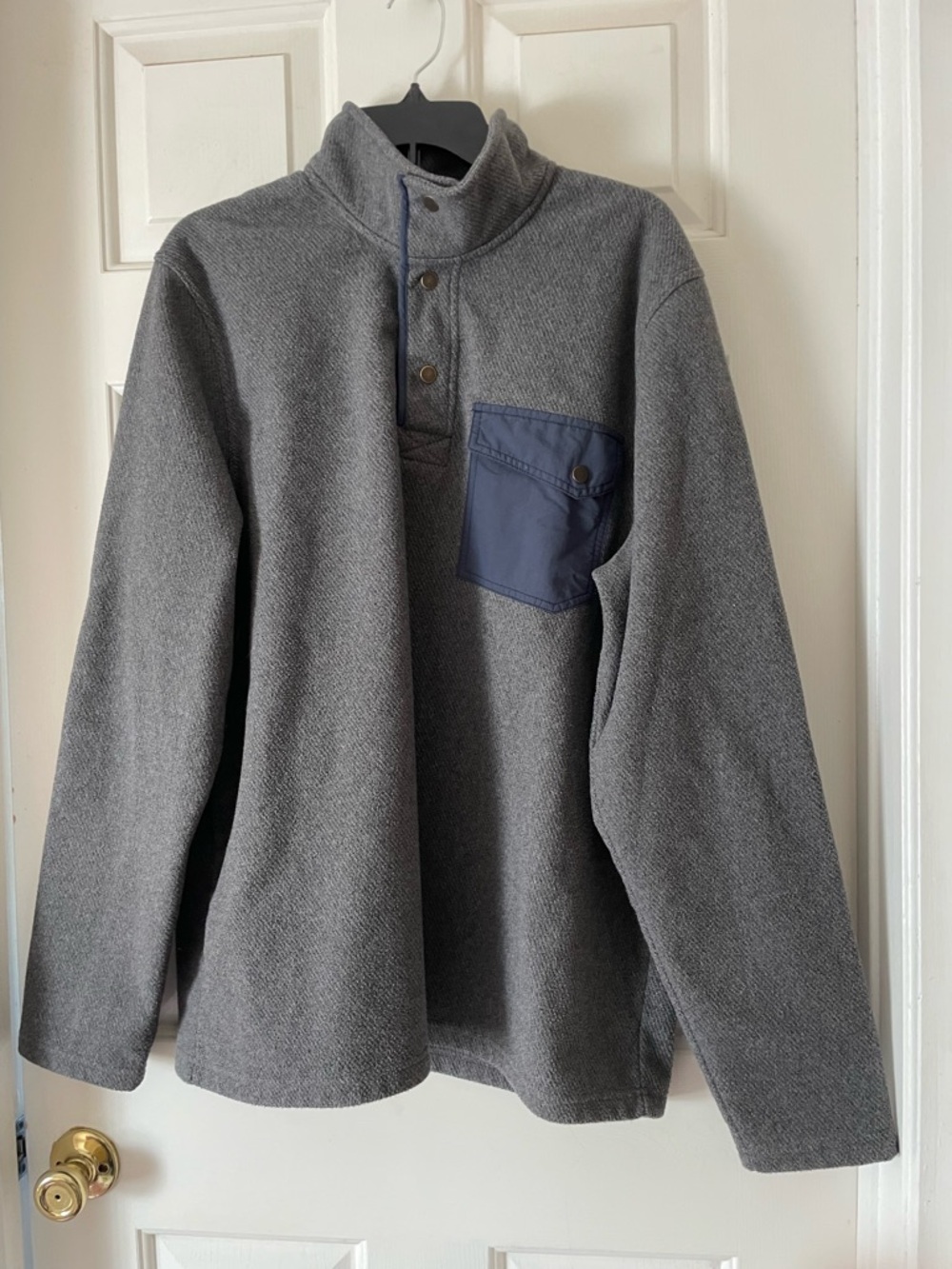 Men’s L.L. Bean Gray Fleece Pullover Shirt Jacket with Navy Chest Pocket size LT